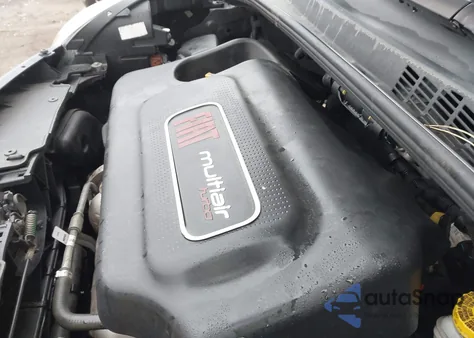 2014 Fiat 500L Trekking z USA, uszkodzony, nr VIN ZFBCFADH6EZ021426